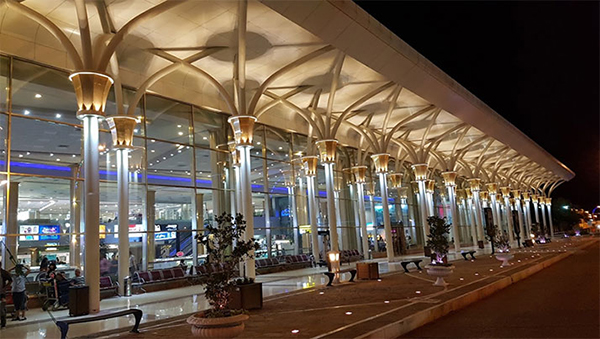 فرودگاه بین‌المللی شهید هاشمی‌نژاد مشهد