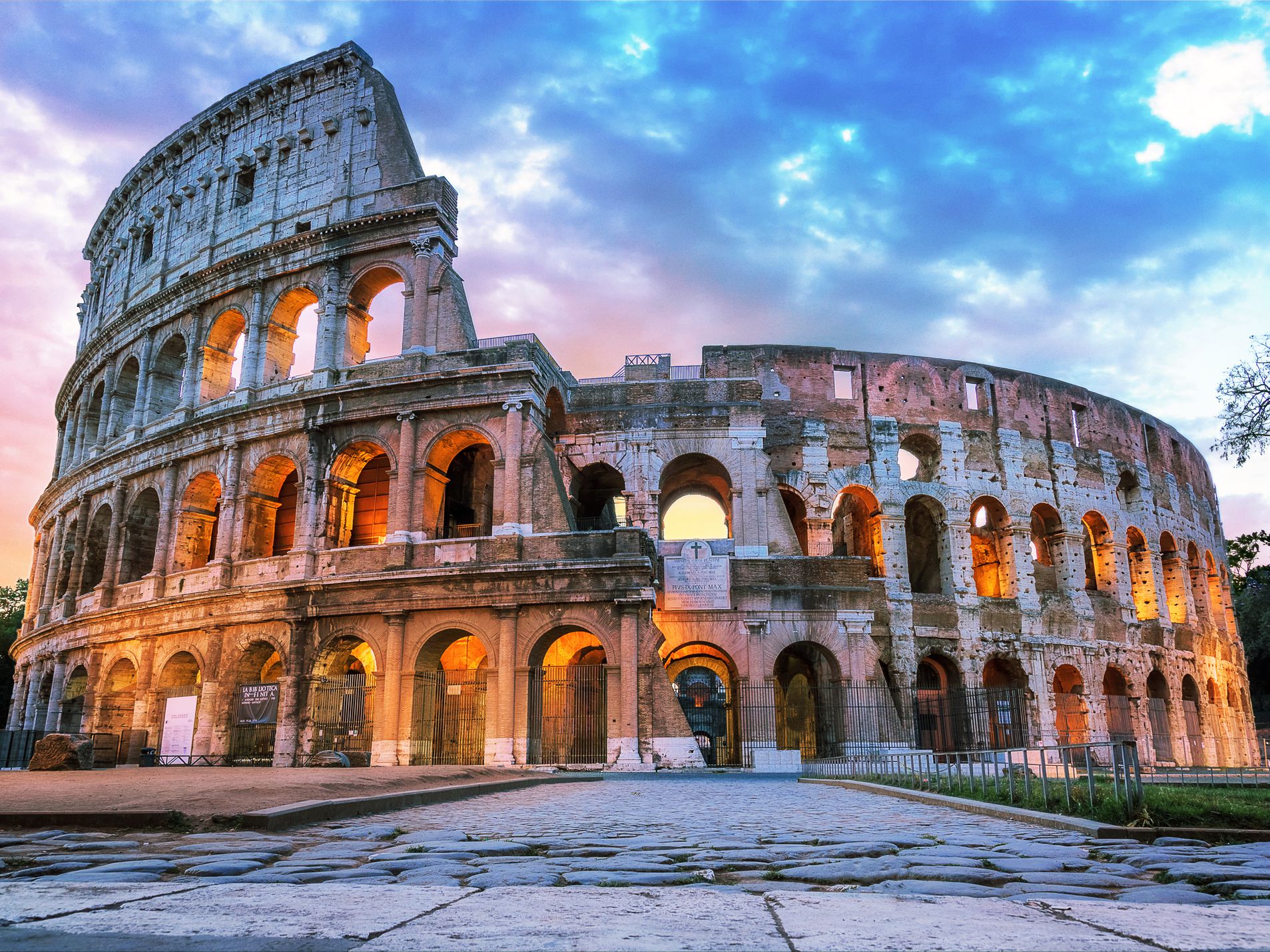 10 جاذبه گردشگری رم